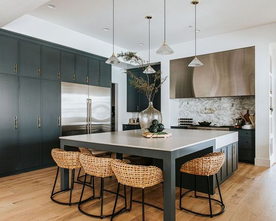 Designer Spotlight: THELIFESTYLEDCO, Part 2 – fluted wood & marble